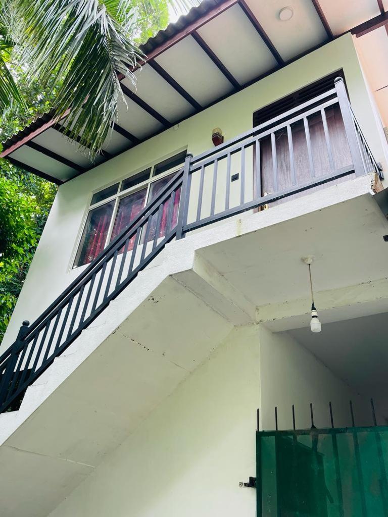 Chami'S Home Stay 米瑞莎 外观 照片